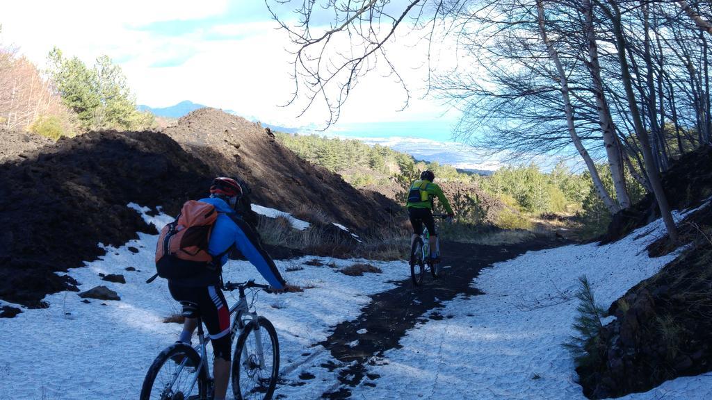 زافيرانا إتنيا Etna Bike Holiday المظهر الخارجي الصورة
